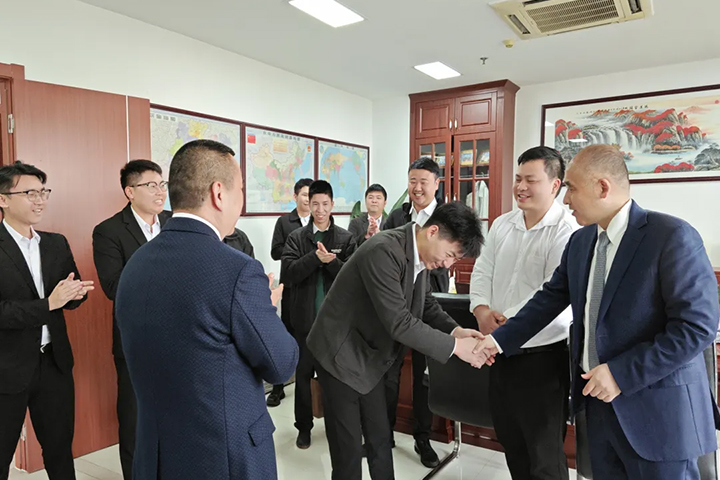 图片33.jpg