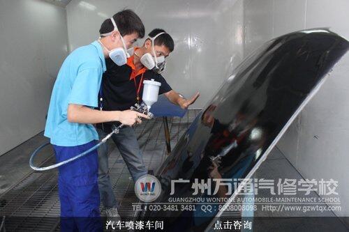 汽车喷漆车间 