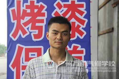 万通毕业学子薛青文